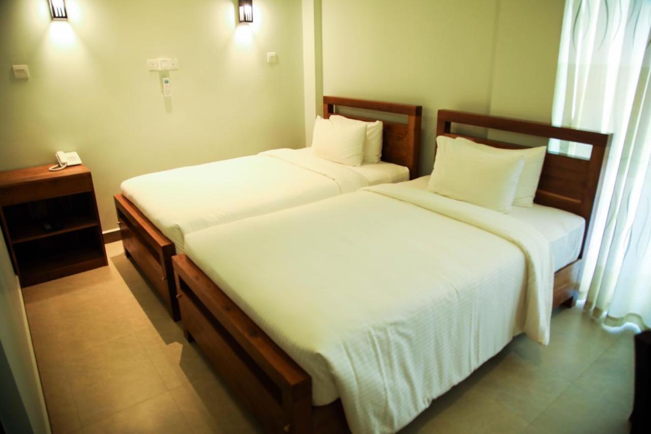 Sobaya Hotel Kandy Eksteriør bilde
